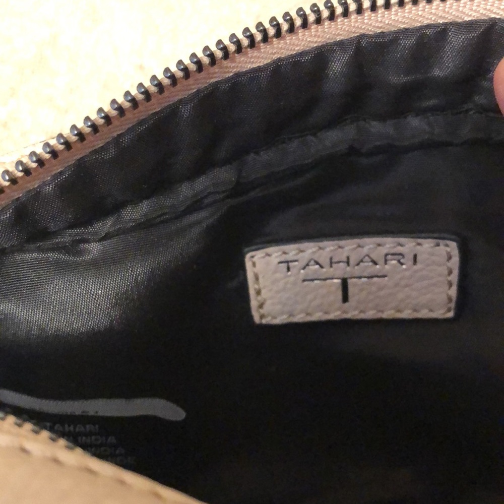 Tahari leather small crossbody - Picture 4 of 9